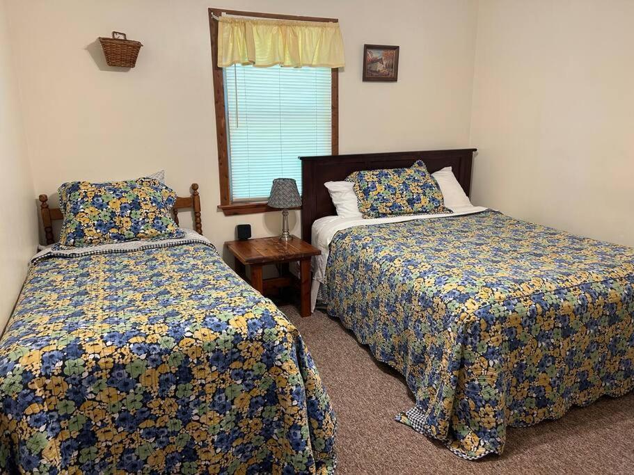 Deluxe Cabin #15 With Hot Tub On Patoka Lake In Southern Indiana Salem Экстерьер фото